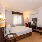 Pera Rose Hotel