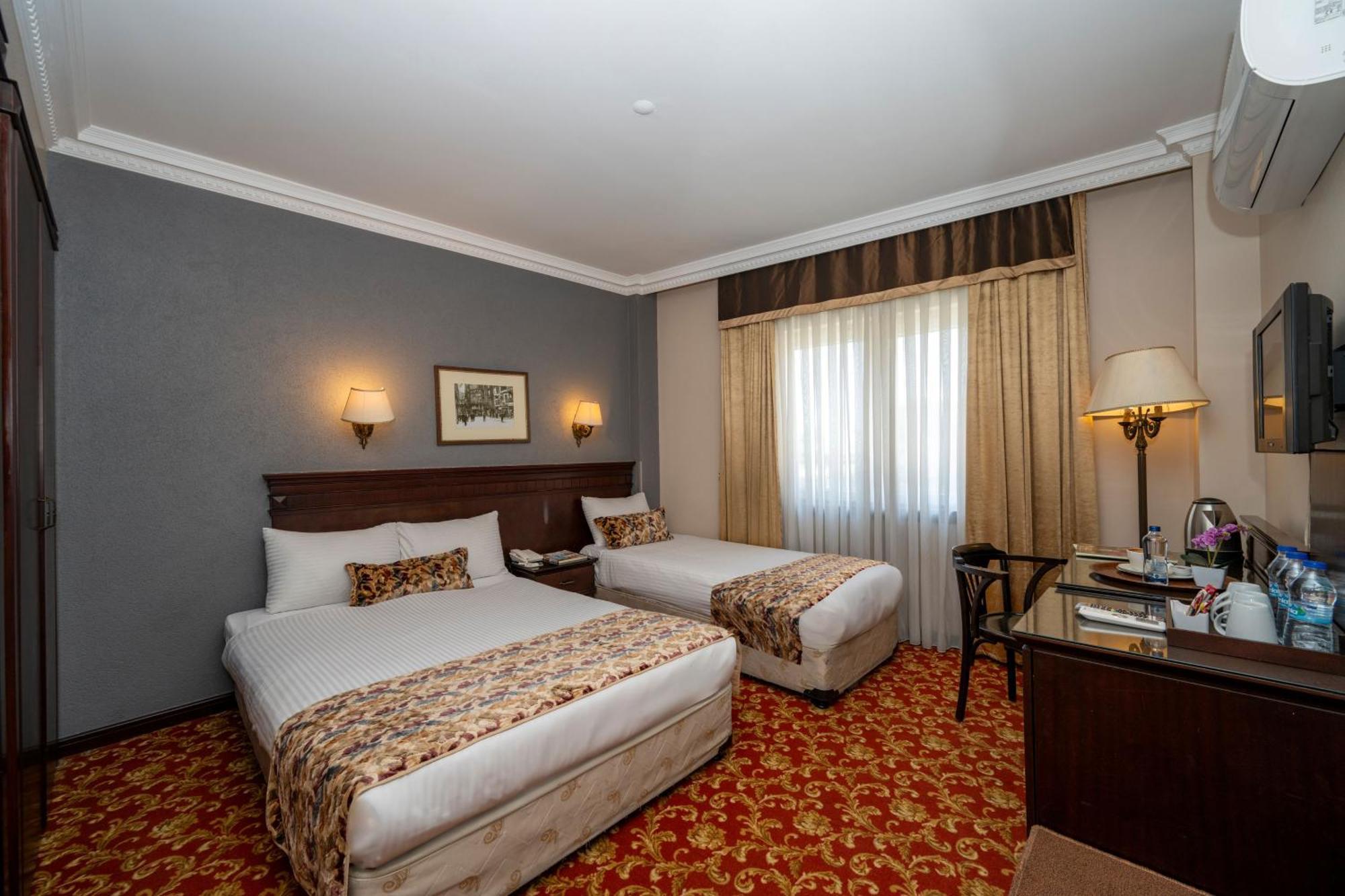 Pera Rose & - Taksim Pera Center Otel 4*