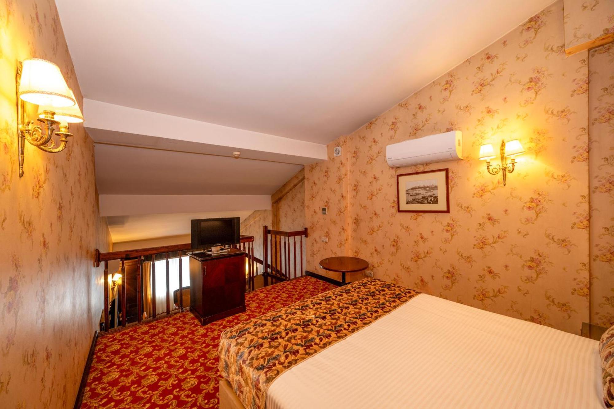 Hotel Pera Rose & - Taksim Pera Center 4*