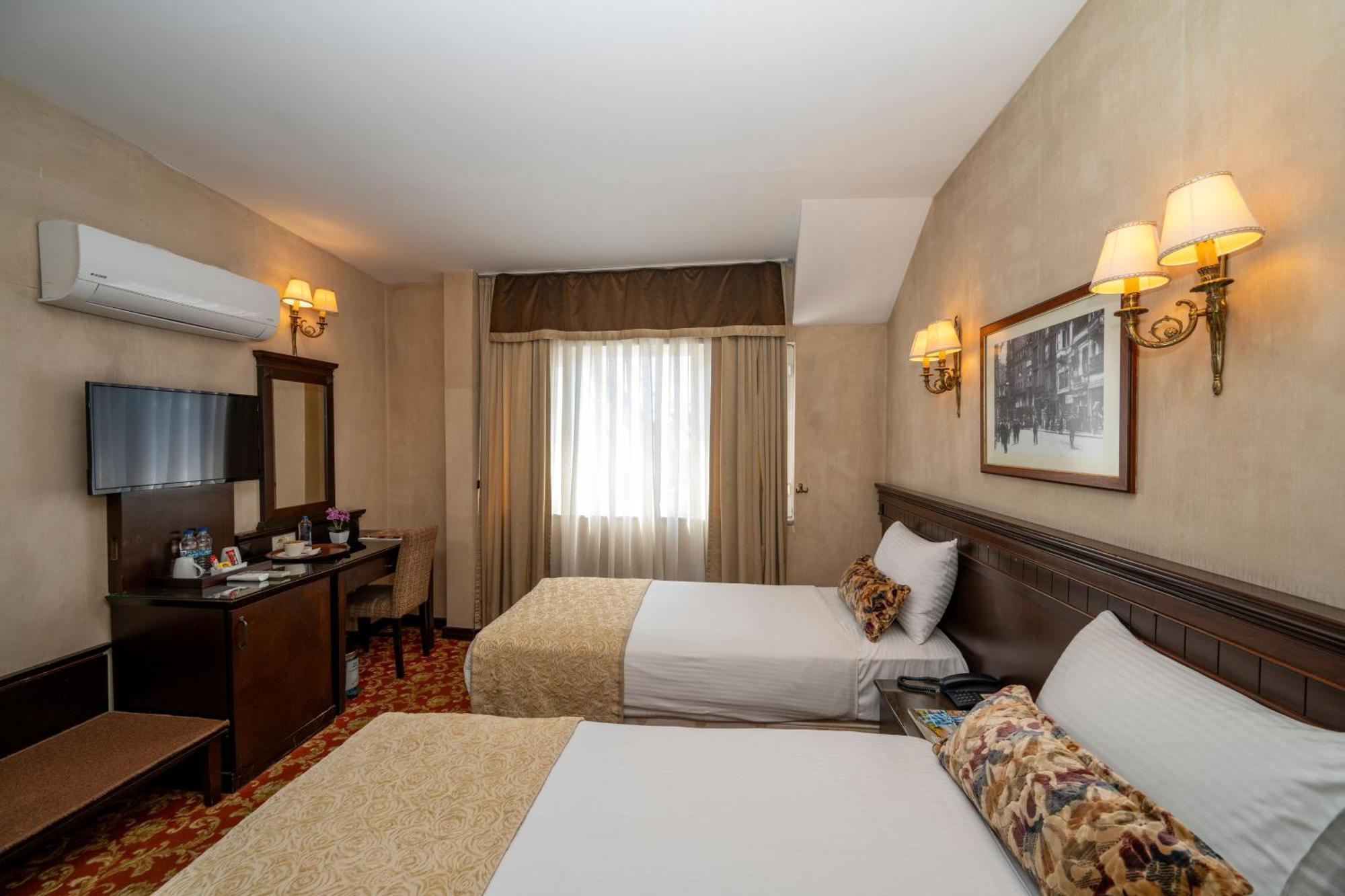 Pera Rose & - Taksim Pera Center Hotel